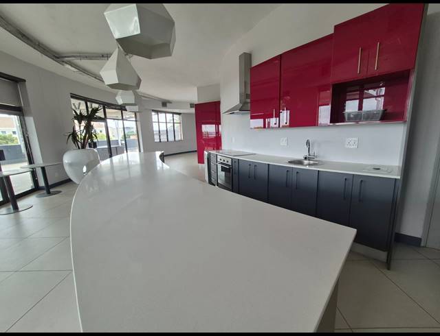599M² OFFICE TO LET IN RIVONIA